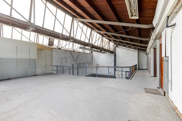 Medium property photo - Loetestraat 2, 3044 AX Rotterdam